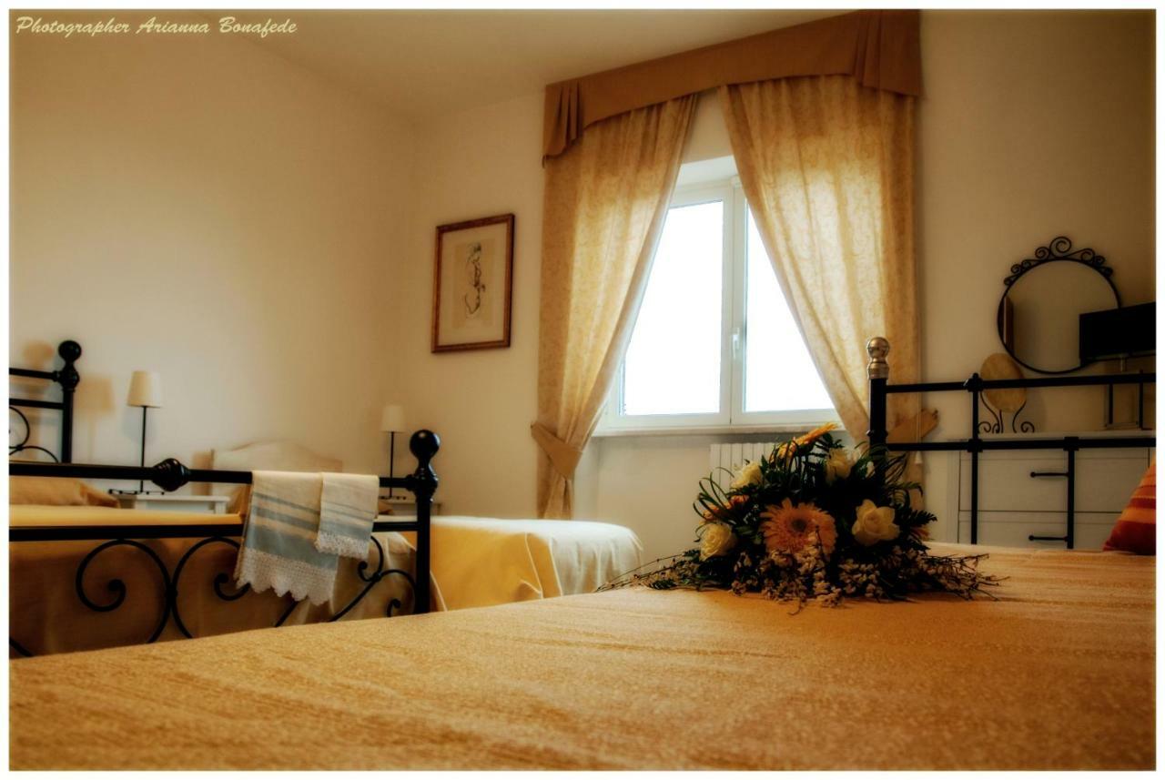 Bed And Breakfast Nonna Loreta Formello Exterior photo